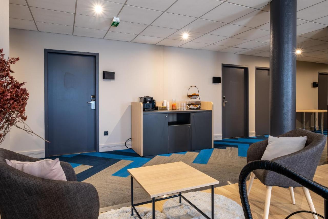 Clarion Aparthotel Toulouse Blagnac Airport Bagian luar foto